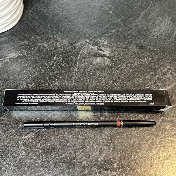 HTF Chanel Le Crayon Levres Precision Lip Definer ROUGE RED #186.002 - Picture 7 of 12